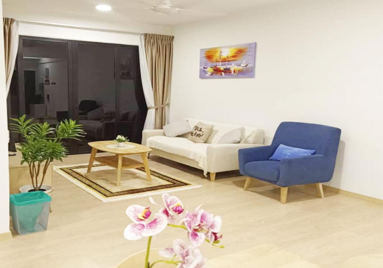 Mutiara Melaka Beach Resort - Islamic Compliance Only Tangga Batu Экстерьер фото