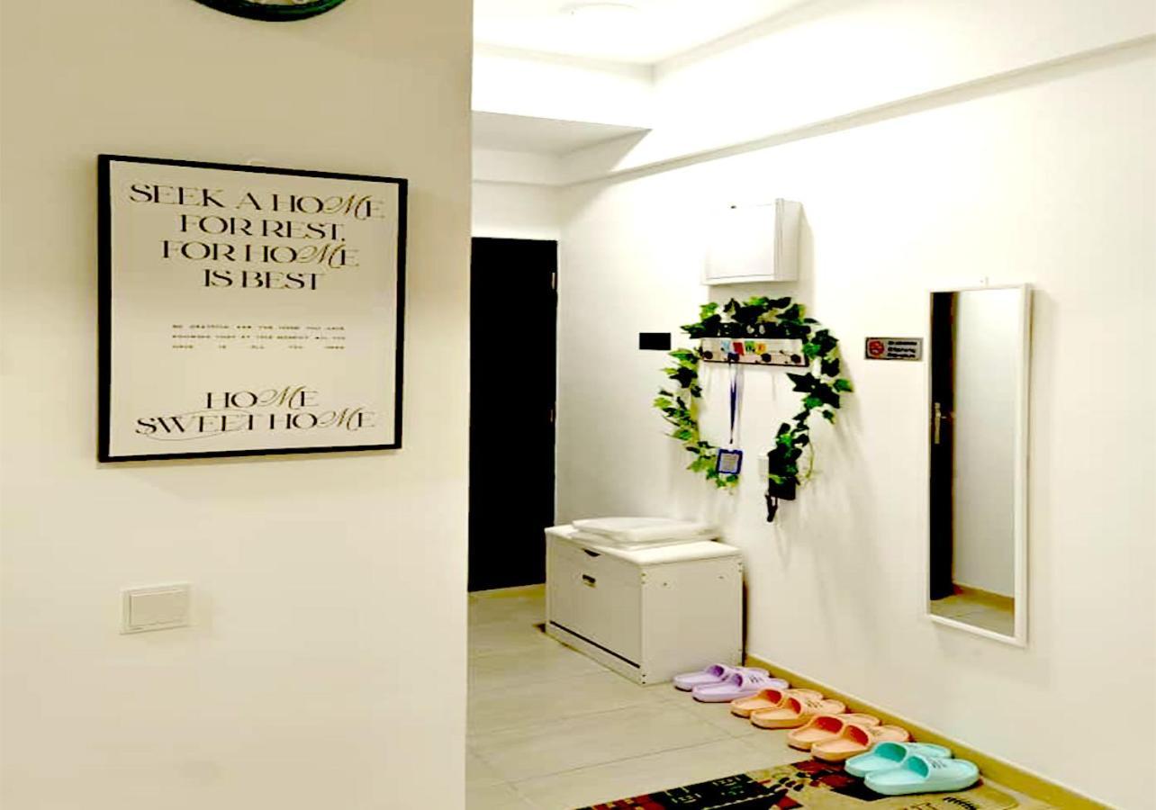 Mutiara Melaka Beach Resort - Islamic Compliance Only Tangga Batu Экстерьер фото